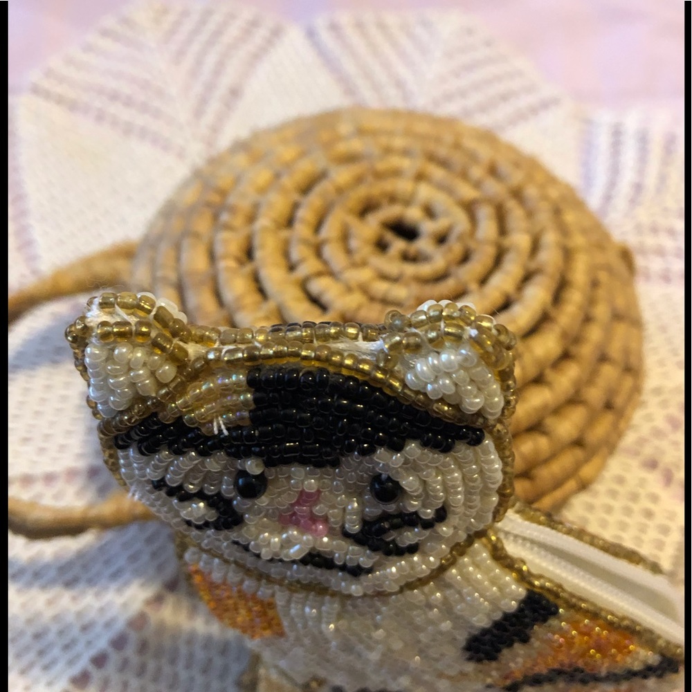 Eye catching VTG Beaded Cat Coin purse - Picture 4 of 12